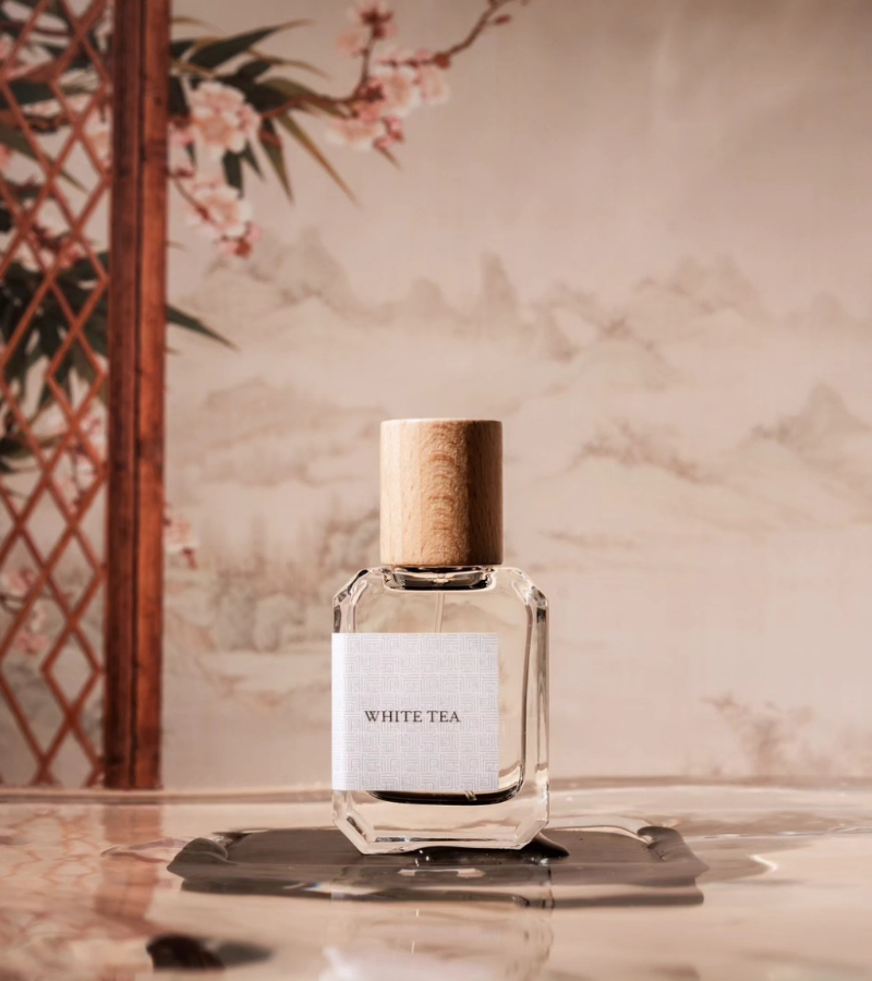 WHITE TEA